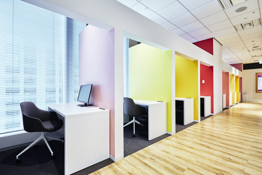 ワークスタイリング 大手町 ラウンジ 法人向け高品質ワークスペース