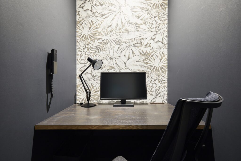 ワークスタイリング 大手町 内観 落ち着いて働ける法人向け空間