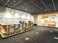 ワークスタイリング品川でノマドワーカーが静かに作業しているワークスペースの雰囲気