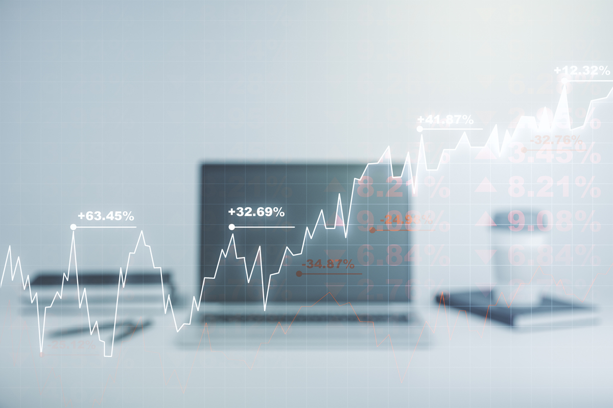 freeeと弥生を比較するフリーランス向け会計ソフトのイメージ